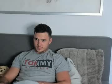 Paulblack021 • sexy • 25y • Hungary • public