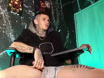 Paulo527 • monstercock • 24y • Risaralda., Colombia • public