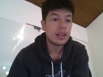 Paulzacx • hairydick • 20y • En algun lugar :D • private