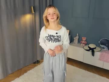 Peach1nlove • cute • 18y • France • public