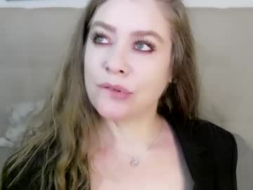 Live Milf Petersemily, 44 yrs – Hot Milf Cams