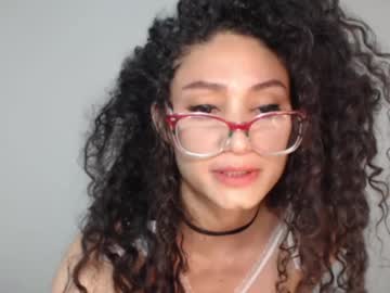 Petite Kurly Qt • anal • 22y • Monkeyland • public