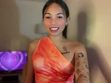 Live webcam: Petitegirlx69, 22 yrs - Female Sex Cams