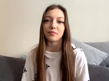 Phebemitsch • new • 20y • In the next room • public