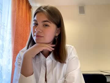 philomenacaris - Live Cam Model Online on Ted's Cam Directory
