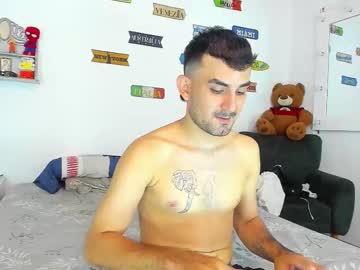 Live cam boy Pi_pe, 27 yrs – Hot Male Cams