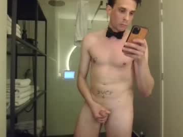 Pieterjacobs14789 • striptease • 0y • Flanders, Belgium • public