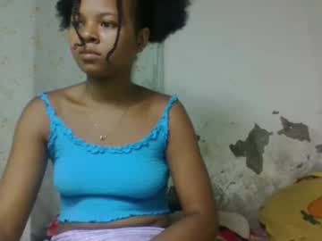 Live cam boy Pilafelie – Hot Male Cams