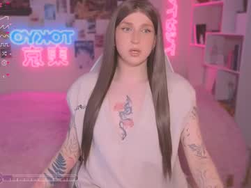 pinkvenom_ - Free Live Cam Model Online