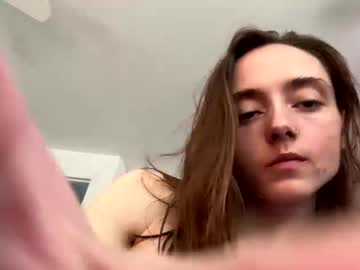 Playgorl • petite • 29y • California, United States • public