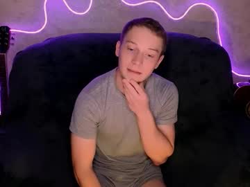 Live cam boy Playoliver, 19 yrs – Hot Male Cams