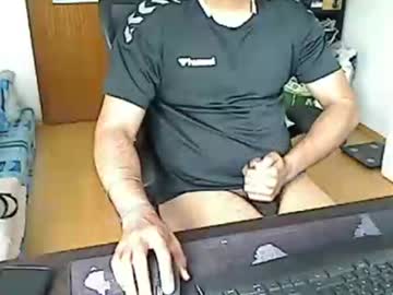 Pleasure5845 • naked • 36y • In your heart • public