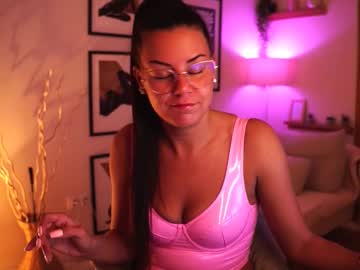 Pocahontas00000 • mistress • Europe • public