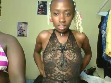 Pocketpussy  • new • 19y • In my pussy • public