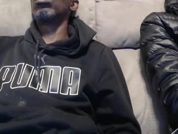 Precious Veronica • feet • 28y • England, United Kingdom • public