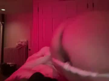 Prettypinkpisces777 • ass • 21y • Santa Monica California • public