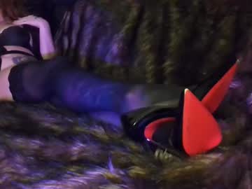 Live Feet Fetish Performer Princesscherries, 25 yrs - Ted's Cam Directory