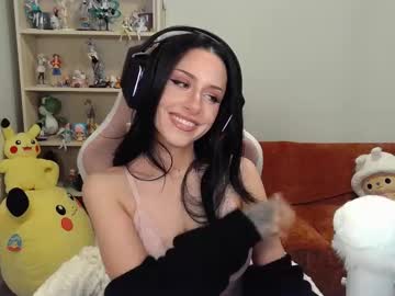 Prncessvalerie • findom • 23y • United States • public