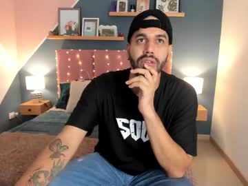 Puch16 • submissive • 29y • CO • public