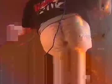 Punkrunr083 • horny • 0y • California, United States • public