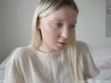 Pureangeldolores • 18 • 20y • ... • public