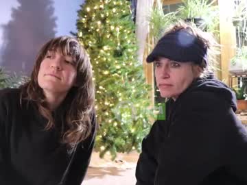 Purrin Pussies • natural • 0y • United States • public