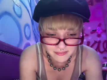 Pvnkpixie • bigboobs • 18y • Austin, TX • public