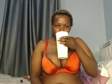 Queen Melanine • bigass • 0y • DREAMLAND • public