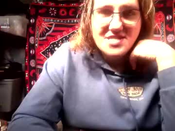 Queenvolich • nonnude • 0y • Ontario, Canada • public