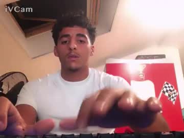 Raes69 • teen • 20y • France • public