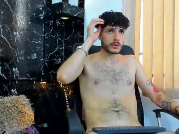 Rafael Mendez • edging • 23y • IN YOUR DREAMS!! • public