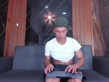 Randyforest • feet • Colombia • public