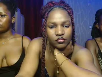 Raven Luxe • ebony • 25y • In your thoughts • public