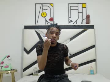 Live cam boy Redbryan_ebano, 23 yrs – Hot Male Cams