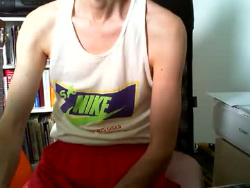 Rickh37 • oiled • 33y • somewhere in Europe... • public