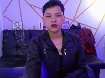 Rihana Lombardi • smoke • 20y • Cartagena • public