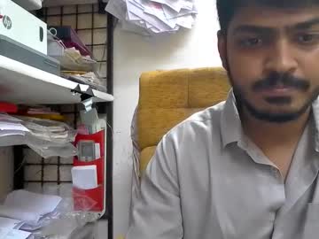 Live cam boy Robertsalia220, 27 yrs – Hot Male Cams