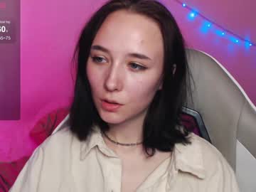 Robin Yours • couple • 22y • digital fantasy • public