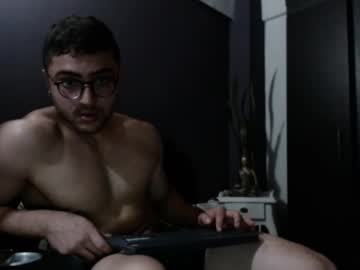 Live cam boy Roger_belmont, 18 yrs – Hot Male Cams