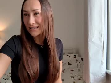 Rosa Xox • new • 22y • England, United Kingdom • public