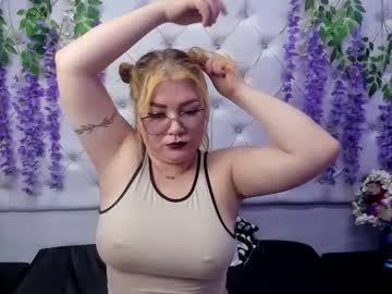 Roselyn_arnold • atm25y • Bogota D.C., Colombia • public