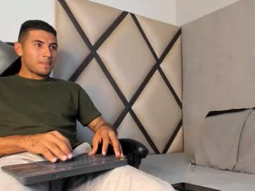 Live cam boy Roy_29_, 24 yrs – Hot Male Cams