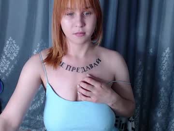 Royangela • bigboobs • 19y • Latvia • public