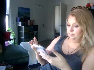 Rubygissing • milf • 54y • Small Town in the Midwest, United States • public