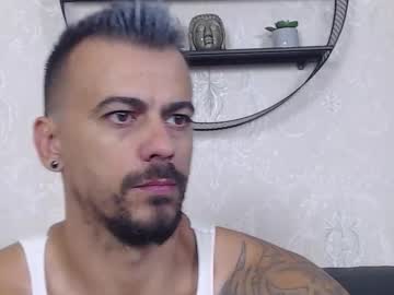 Live cam boy Ryanvibe, 38 yrs – Hot Male Cams