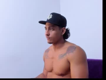 Live cam boy Ryanwhite3, 27 yrs – Hot Male Cams