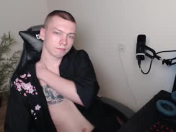 Sagittarius    • young • 21y • ___ • public