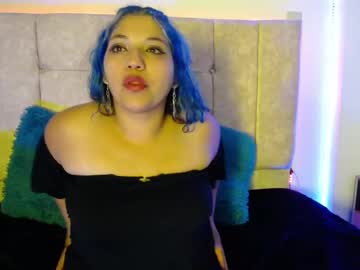 Salomehotty  • bigboobs • 0y • le-de-France, France • public