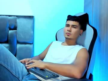 Live cam boy Sam_knight_, 22 yrs – Hot Male Cams