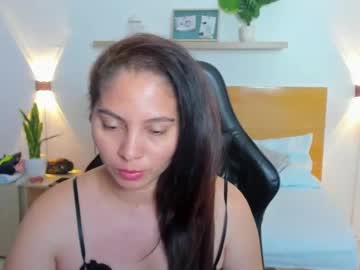 Samantha 17  • latina • 34y • Colombia • public